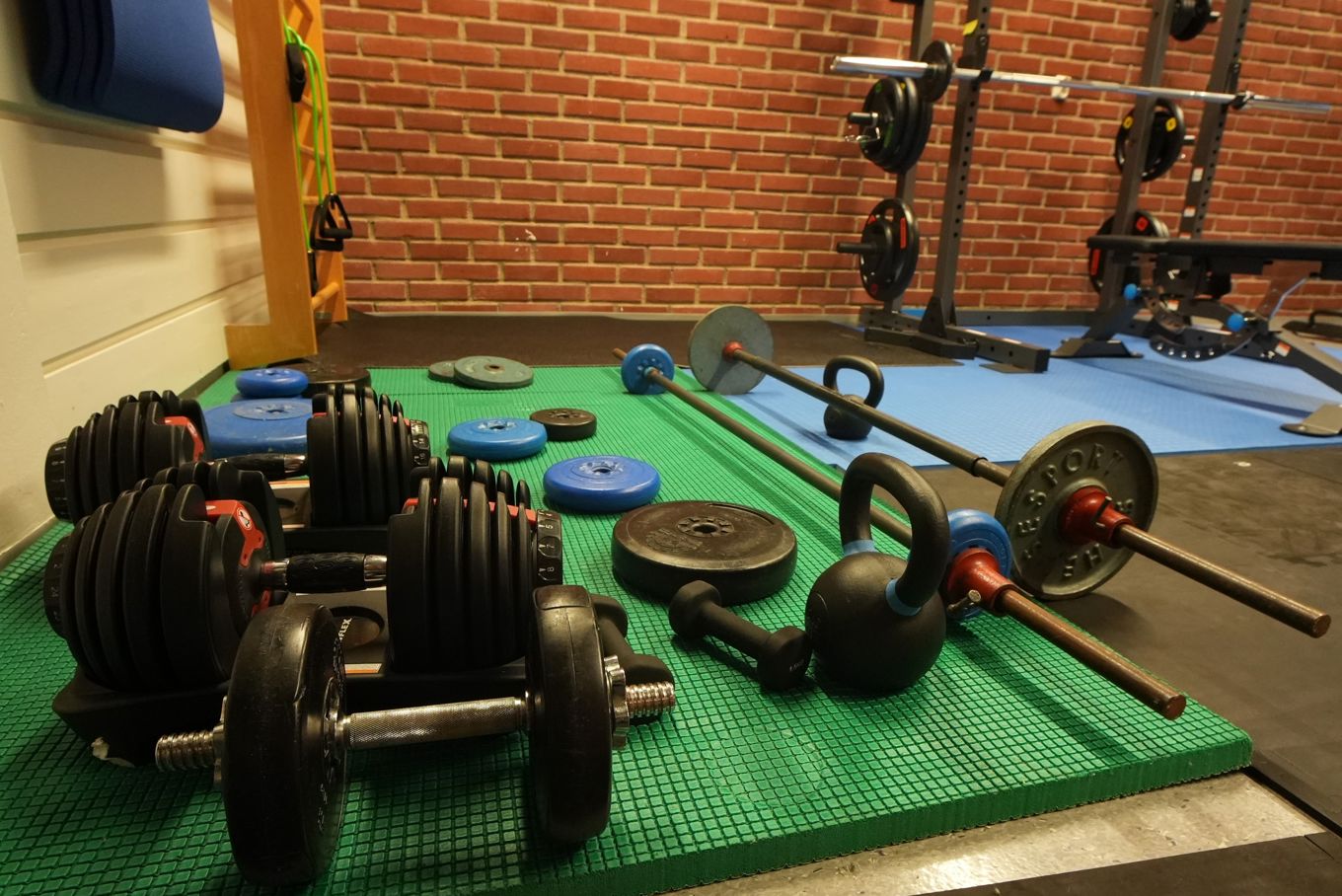 en maskin på det grønne dekselet